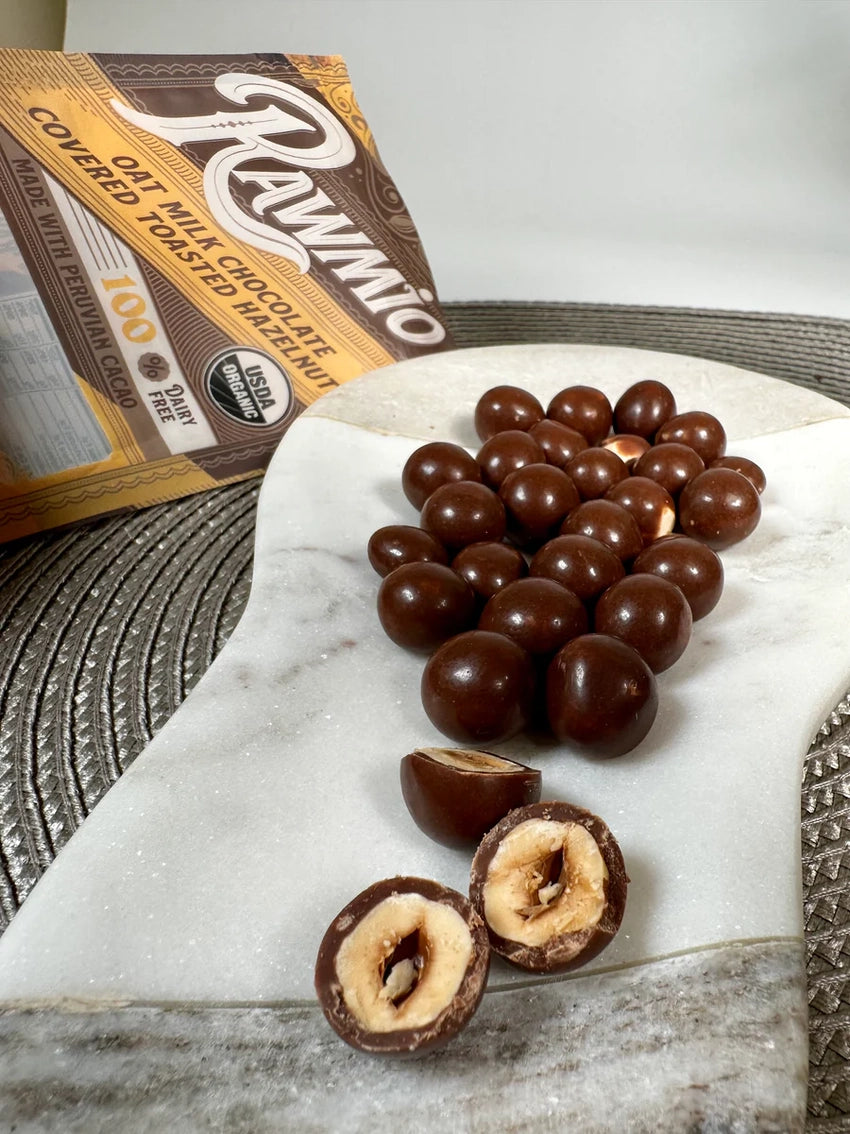 Rawmio | Oat Milk Chocolate Covered Toasted Hazelnuts (57g)