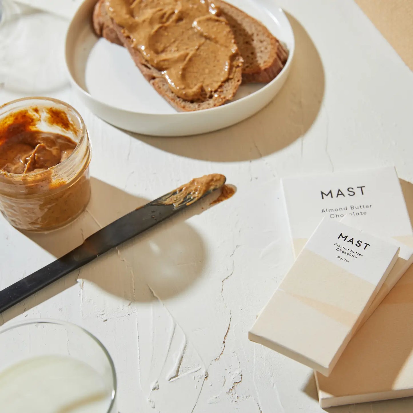 Mast | Chocolate: Almond Butter (28g)
